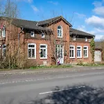Apartment Fluss Aufwärts *